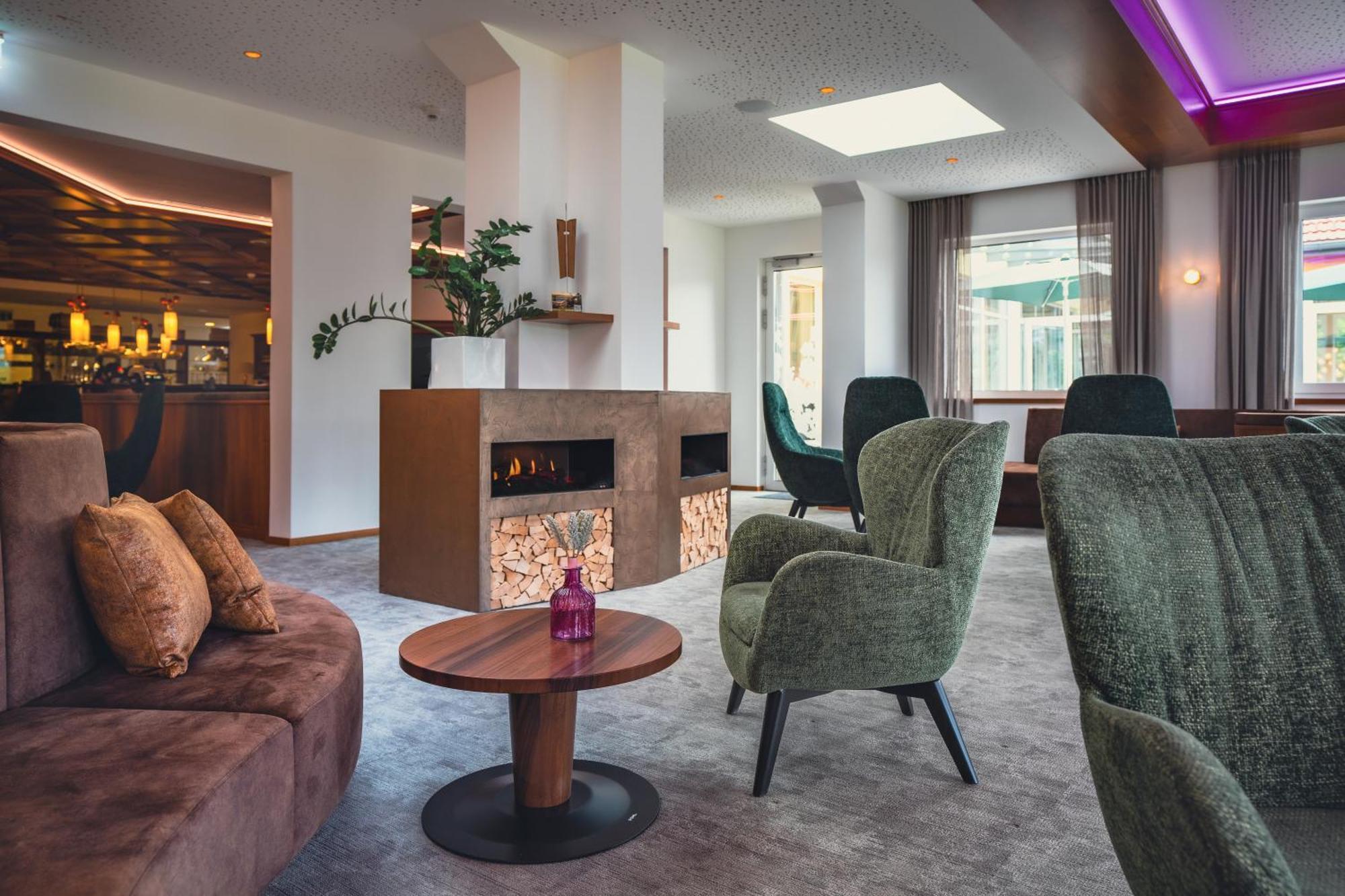 Gartenhotel & Weingut Pfeffel เดิร์นชไตน์ ภายนอก รูปภาพ