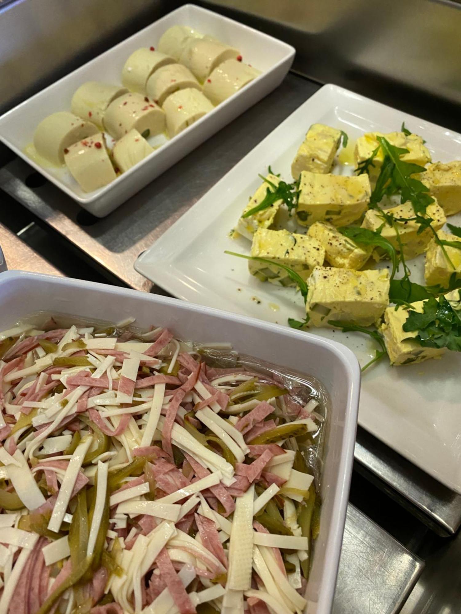 Gartenhotel & Weingut Pfeffel เดิร์นชไตน์ ภายนอก รูปภาพ